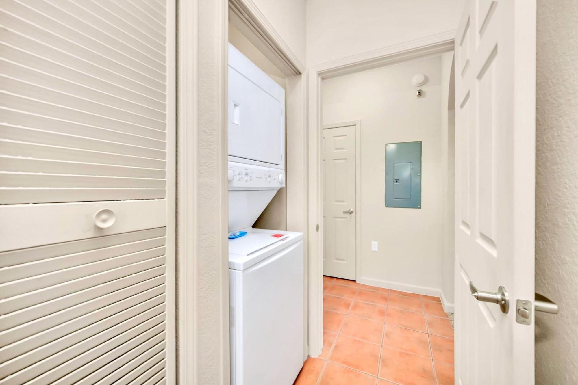 Modern 2Br Condo - Hot Tub And Pool - Near Disney Orlando Exterior foto